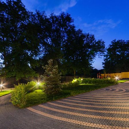 Luxury Apartment Close To The City Centre Chisinau Bagian luar foto