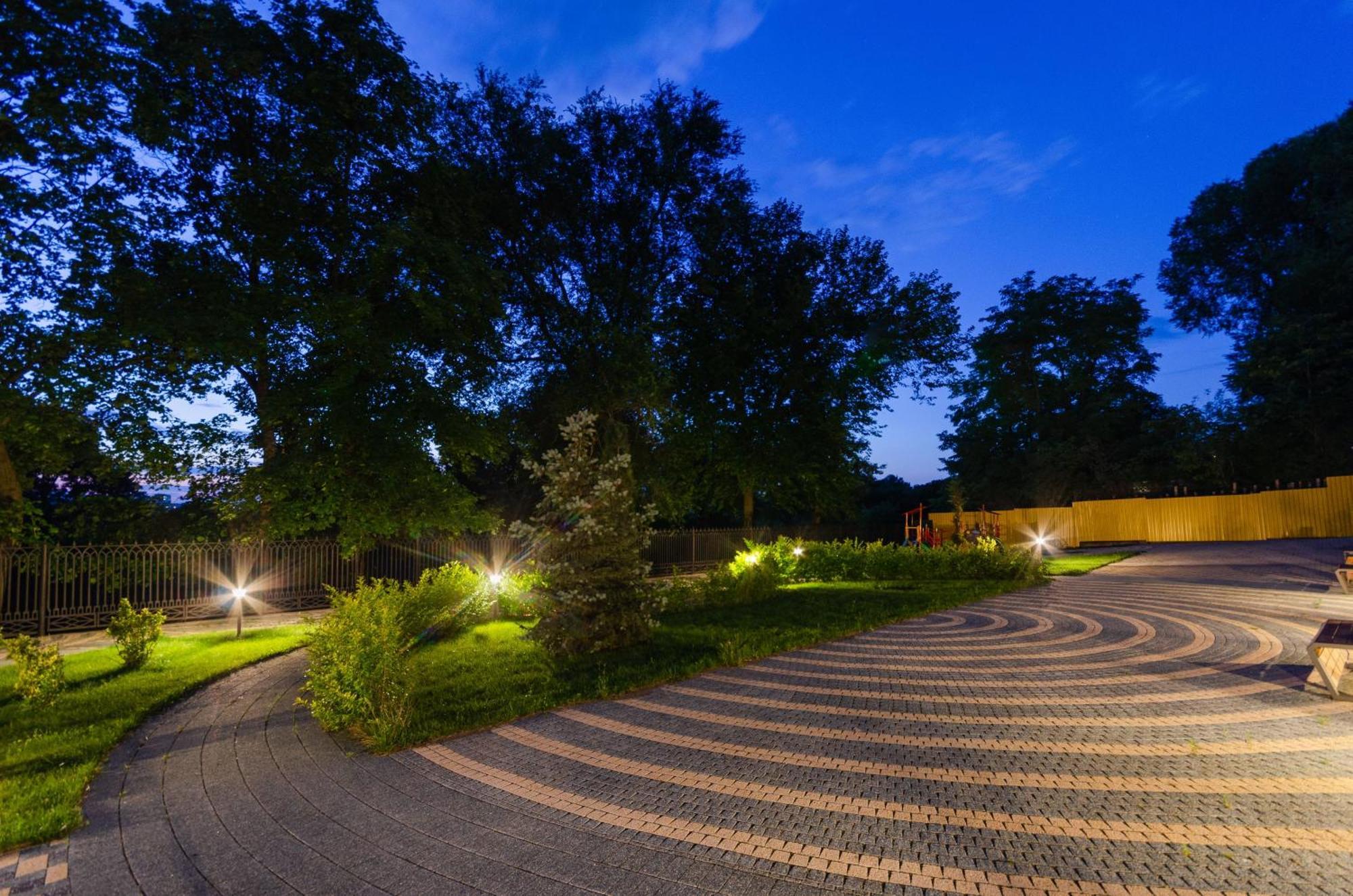 Luxury Apartment Close To The City Centre Chisinau Bagian luar foto